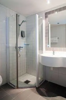 & Hotel 4*