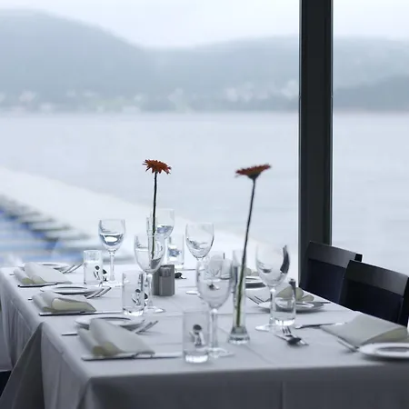 & Hotel