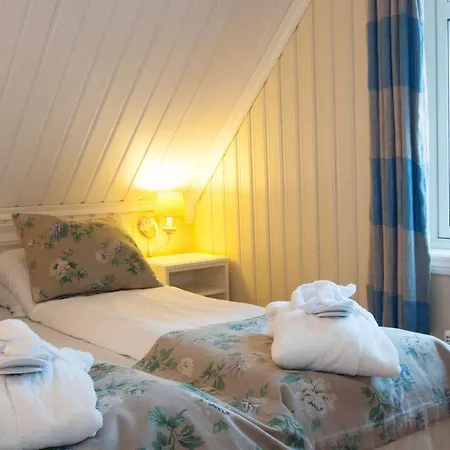 & Hotel