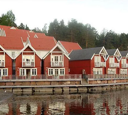 & 4* Holmsbu